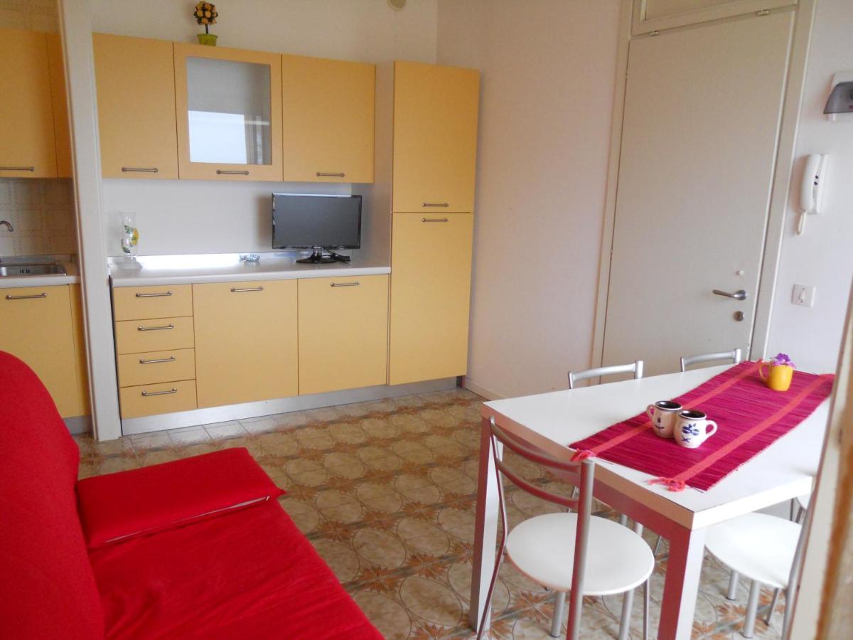Condominio Carina Sud Бибионе Экстерьер фото